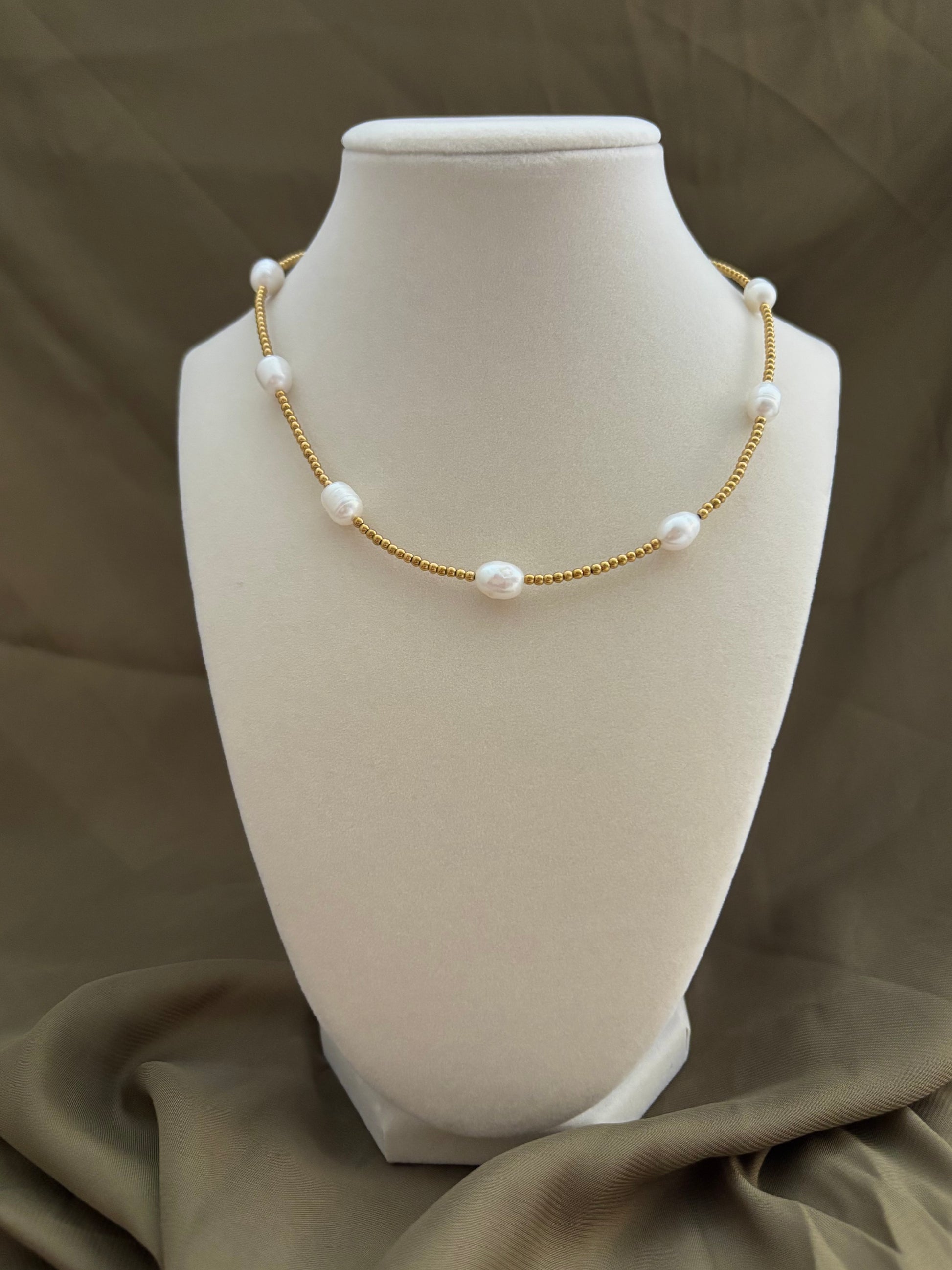 Luz de Perla Necklace