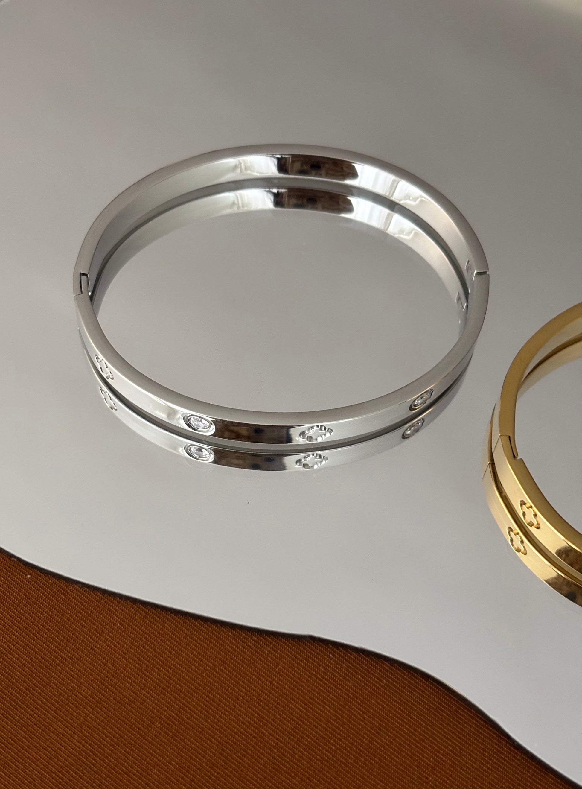 Clover Luxe Bracelet
