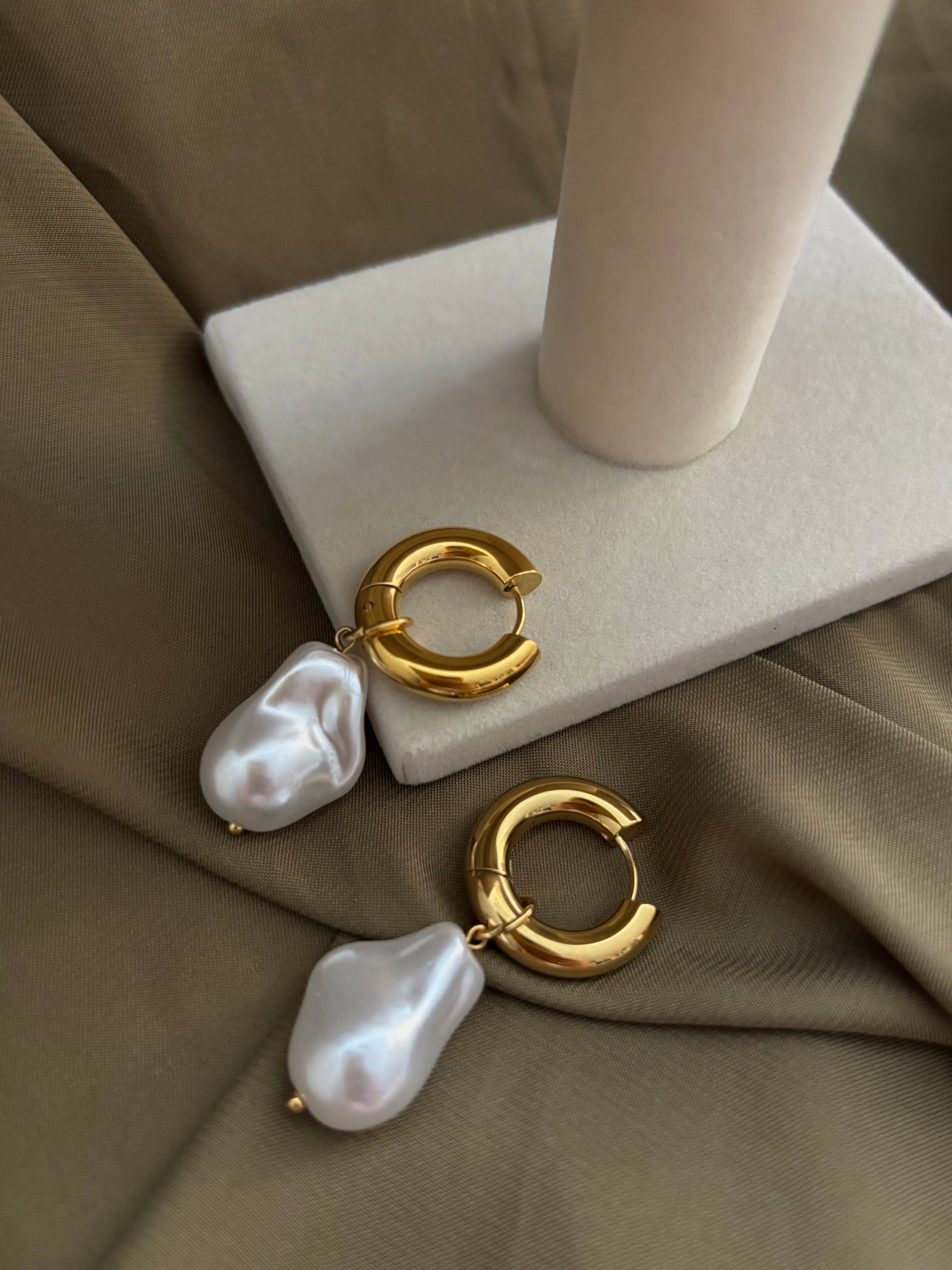 Perla Libre Earring