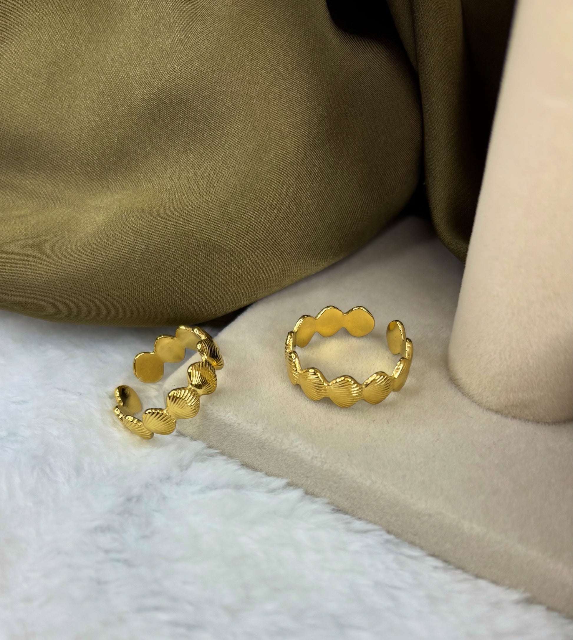 Shell Crown Ring