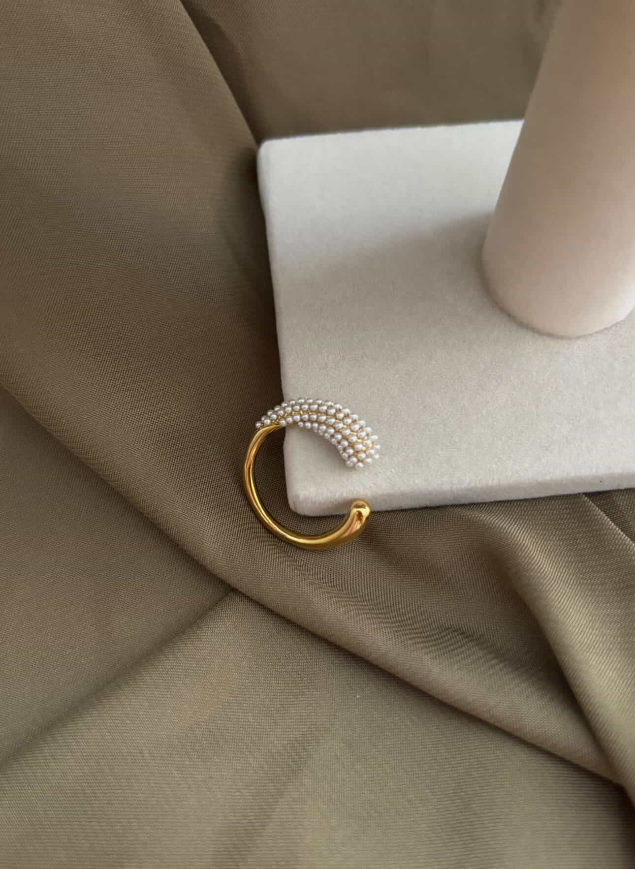 Golden pearl