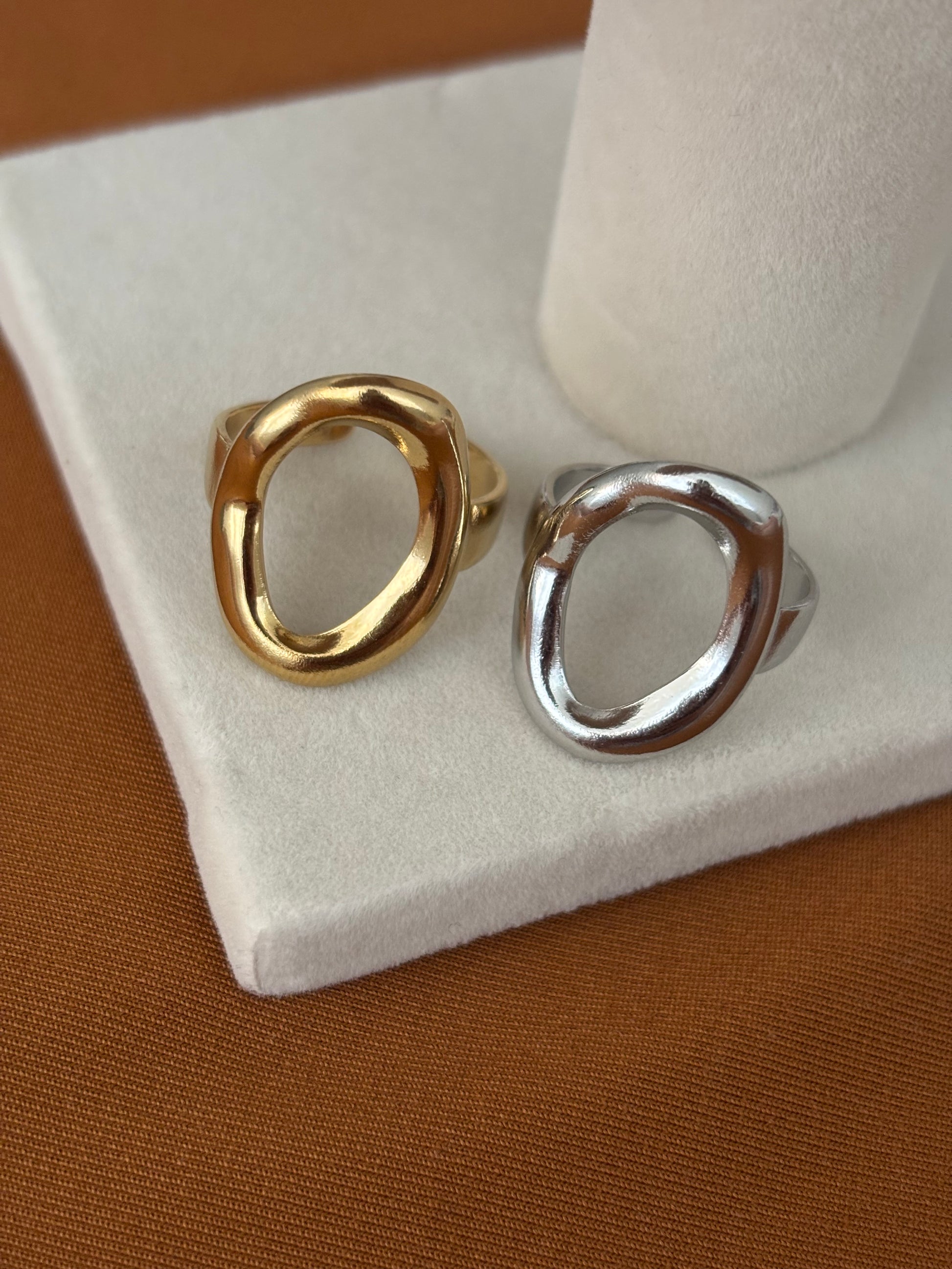 Aura Ring